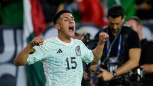 Mexico into Gold Cup knockout stage after win over Haiti