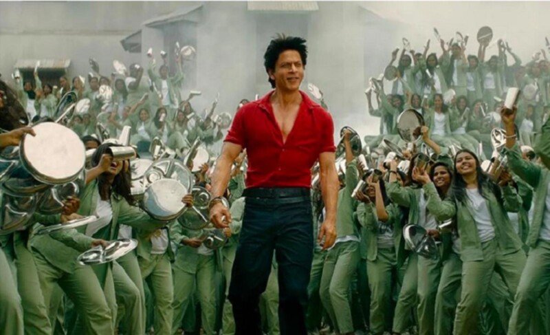 Shah Rukh Khan’s ‘Unstoppable’ film set to break 300 crore record