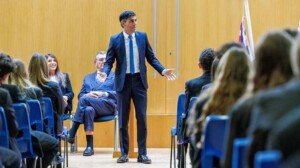 Rishi Sunak visits Jewish school in London to reassure community