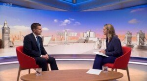 Rwanda asylum bill is too weak to be a deterrent, says Robert Jenrick