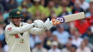 Australia keep faith with Warner for first Pakistan Test