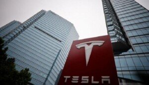 Tesla launches Shanghai battery plant project