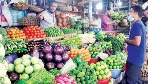 World food prices drop for seventh month: FAO