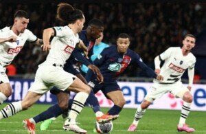 Barcelona beware: Old boy Dembele on a mission for PSG in Champions League clash