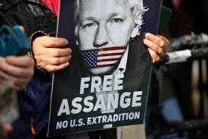 London court set to rule on Julian Assange extradition