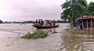 Flood situation in Sylhet worsens, 4 lakh people stranded