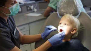 Labour pledges 100,000 urgent child dental appointments