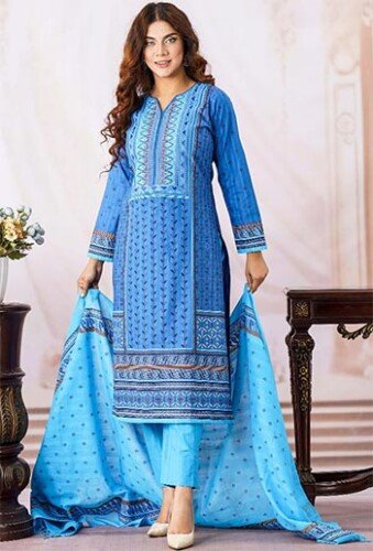 Anjan’s , one of the top local fashion brand of Bangladesh, is offering huge discount up to 70 per cent on selected designs.  This offer includes various products including Salwar, Kameez, Saree, Punjabi, Shirt, Fatwa, Jewellery.  This discount will continue till 21st September 2024 at all branches of Anjan’s (except Desidash).