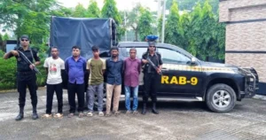 Five drug peddlers held with phensedyl in Sylhet