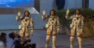 Three Chinese Astronauts land back on earth after 6 months mission in space
