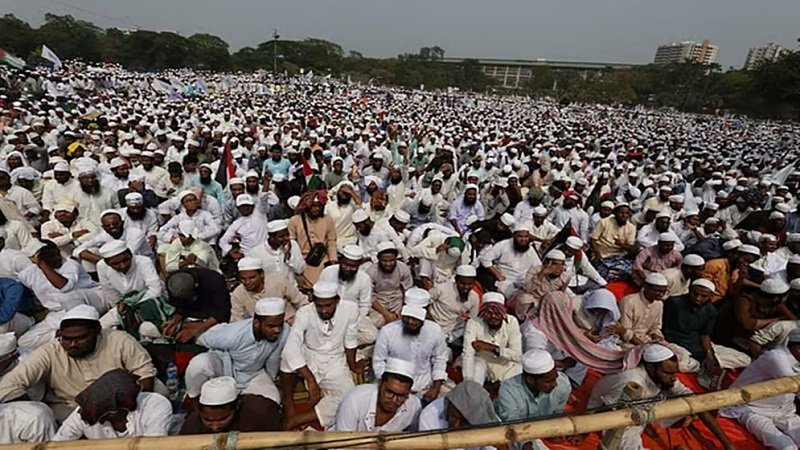 Hefazat-e-Islam’s grand rally underway at Suhrawardy Udyan