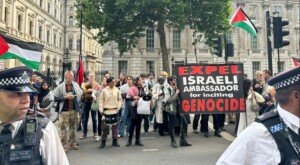 Thousands rally outside Downing Street demanding end to UK arms sales to Israel