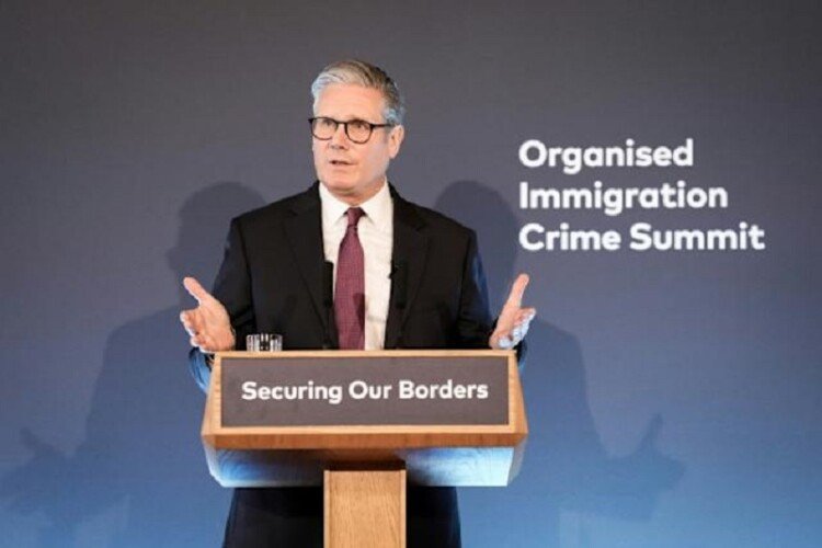 Under pressure, UK govt unveils flagship immigration plans