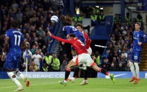 Chelsea close in on Champions League after Cucurella sinks Man Utd