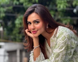 Actress Nusrat Faria held in Dhaka airport