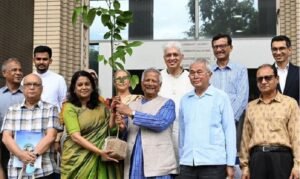 Prof Yunus urges to stop using one time plastic items