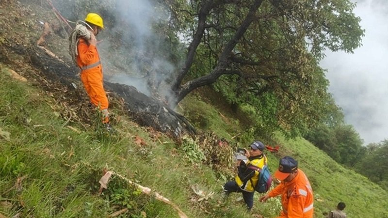 5 killed in helicopter crash in India