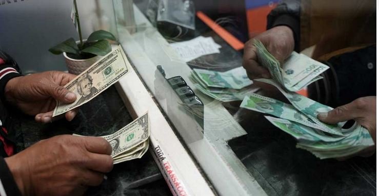 Dollar inches up as markets on edge over Middle East conflict