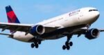 Plane returns to Heathrow due to windscreen crack