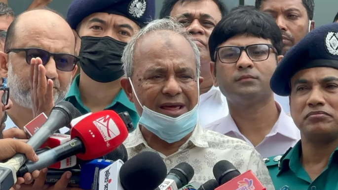 3 Bangladeshis repatriated from Malaysia not militants: Home Adviser