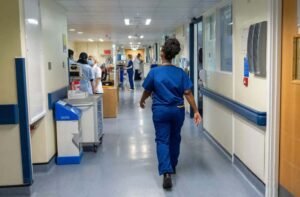 Patients risk being in ‘unnecessary pain’ over NHS minimum waits for treatment