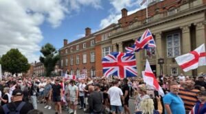 Hundreds join anti-immigration protest in Nuneaton