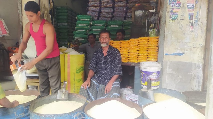 Rice prices drop at Hili border as massive imports resume from India