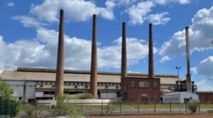 UK’s third-largest steelworks collapses into government control