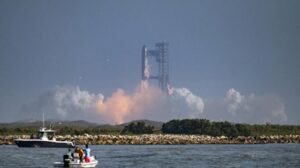 SpaceX prepares for high-stakes Starship test amid growing scrutiny