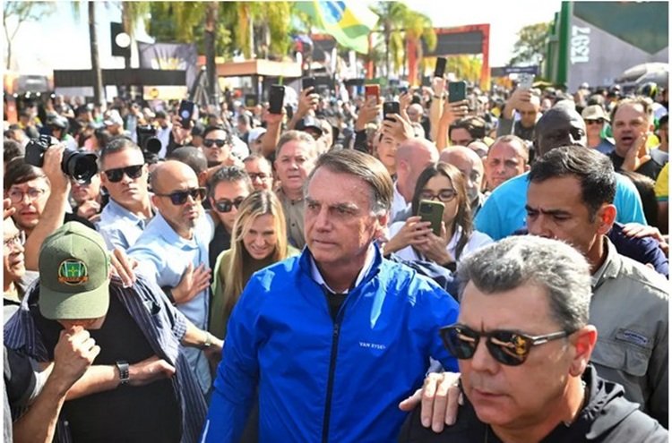 Brazil former President Bolsonaro under house arrest