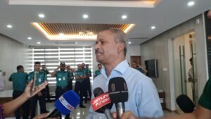 Election in February, no way to delay: Asif Nazrul