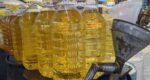 Loose palm oil price reduced by Tk 19 per litre