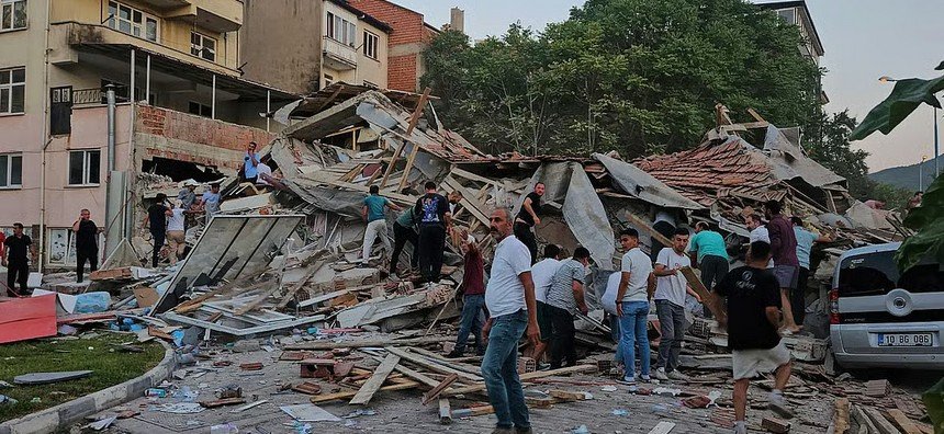 1 killed, dozens injured as 6.1-magnitude quake hits Turkey