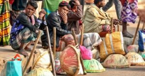 Informal workers battle soaring inflation in Bangladesh
