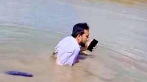 Journalist Labeled ‘Devil’ and Attacked by Mob in Sylhet