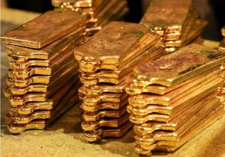 Gold price hits record above $3,500