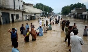Over 1,000, including 275 children, die in Pakistan floods