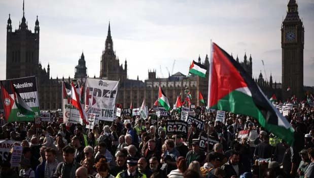 Tens of thousands attend pro-Palestinian march in London