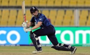 Heather Knight leads England to hard-fought win against Bangladesh