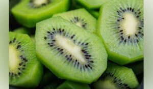 Doctor urges everyone to eat 3 kiwis a day