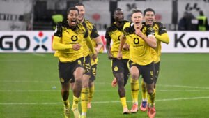 Dortmund knock Frankfurt out of German Cup on penalties