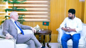 Mahfuz asserts media operates free from govt pressure