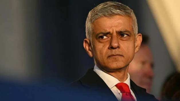 Mayor calls for government to pause new visa rules