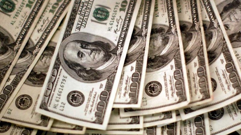 Dollar rallies as US shutdown drags on