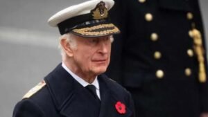King to lead two-minute silence at Remembrance Sunday service