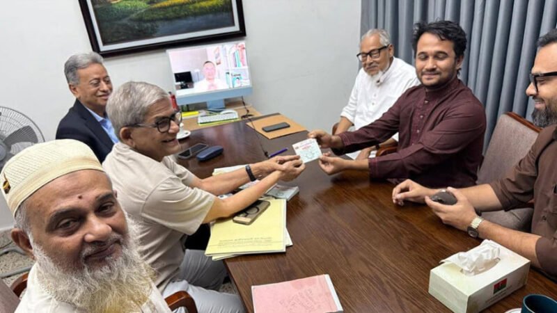 Martyr Mir Mugdho’s brother Snigdho joins BNP