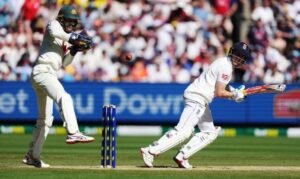 England beat Australia by four wickets in fourth Ashes Test