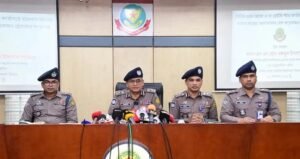 Case filed against 400-500 unidentified people over attack on Prothom Alo office