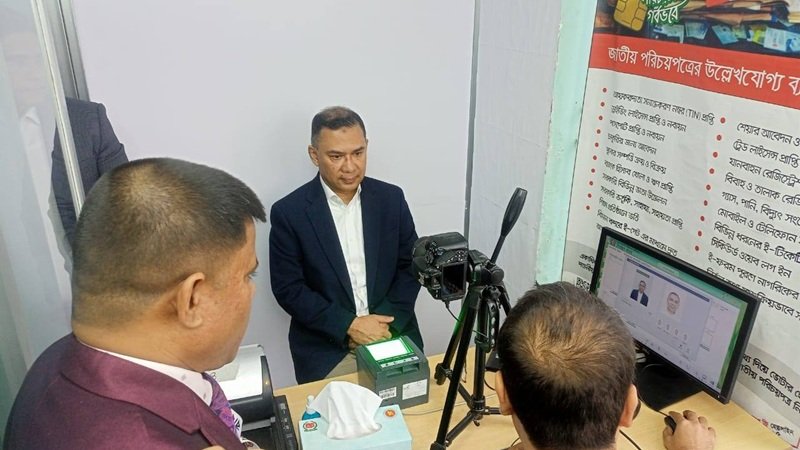 Tarique Rahman completes NID registration formalities