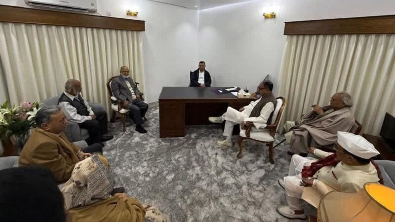 Tarique Rahman visits Gulshan office after years